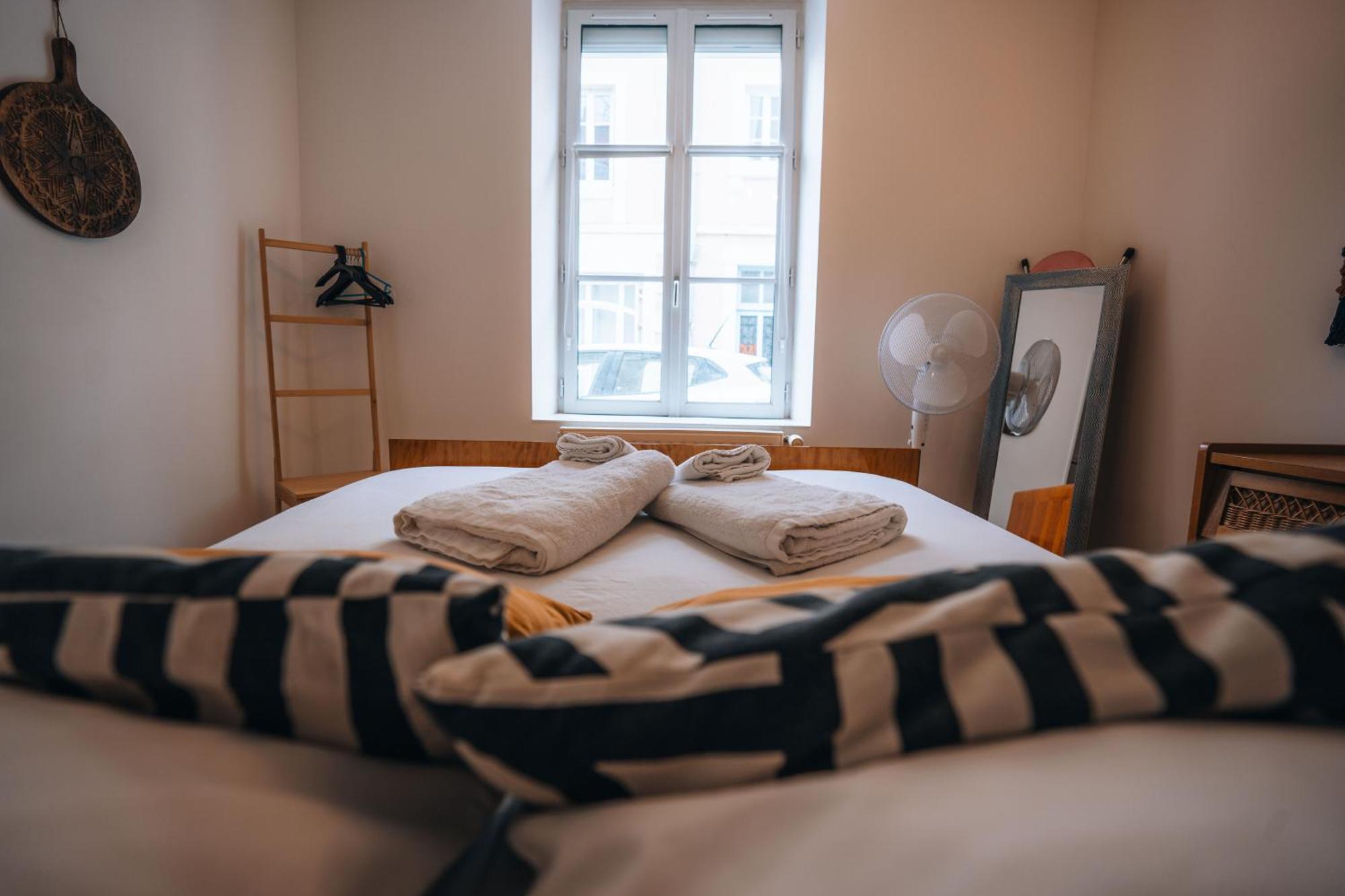 Appartement Les Petits Roys à Châteauroux Extérieur photo