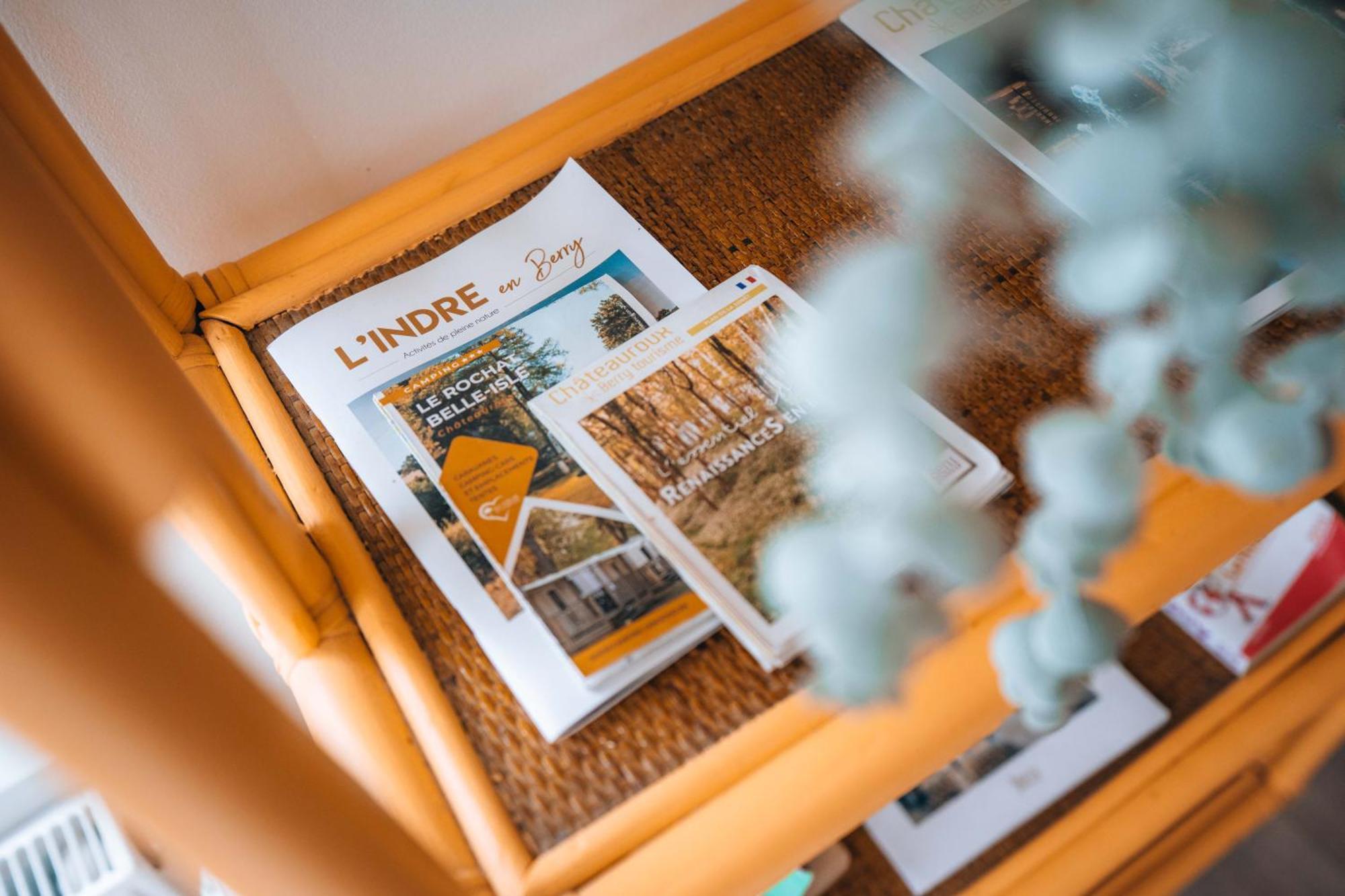 Appartement Les Petits Roys à Châteauroux Extérieur photo